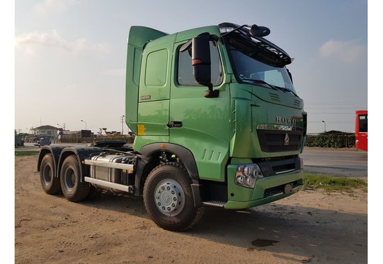 Đầu kéo Howo 380HP