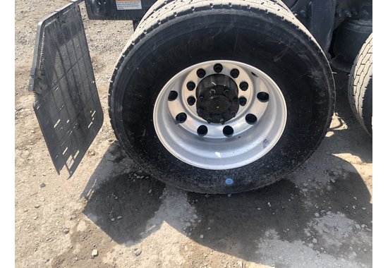Đầu kéo Mỹ Freightliner Cascadia động cơ CUMMINS ISX 1 CAM gallery 7
