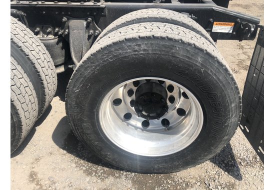 Đầu kéo Mỹ Freightliner Cascadia động cơ CUMMINS ISX 1 CAM gallery 3